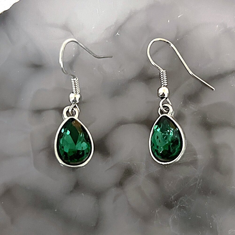 Green Teardrop Earrings with Silver Settings NWT